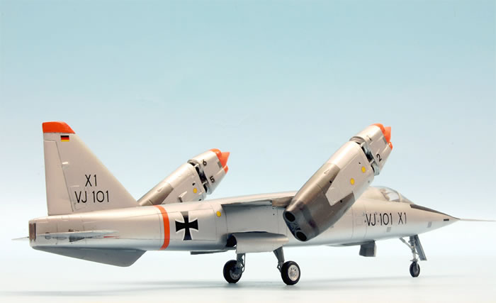 1//72 A/&A VJ 101C-X2 Supersonic-capable VTOL fighter plastic kit
