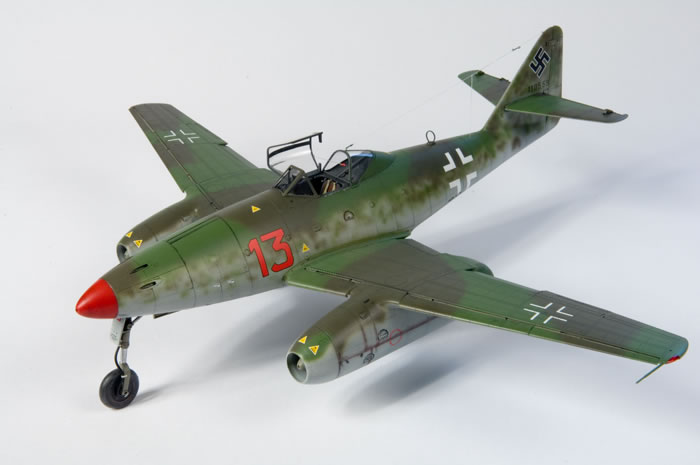 Premium Hobbies Me262A Heinz Bar 1:72 Plastic Model Airplane Kit 142V –  St. John's Institute (Hua Ming)