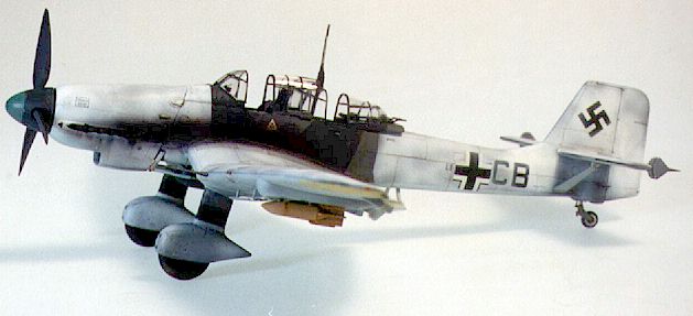 ju87fw_4.jpg (29384 bytes)