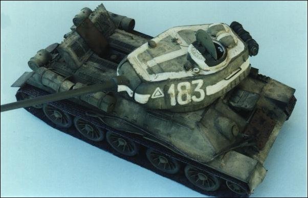 Char tank WW2 russe T-34/76 Model 1943 maquette 1/35 ITALERI