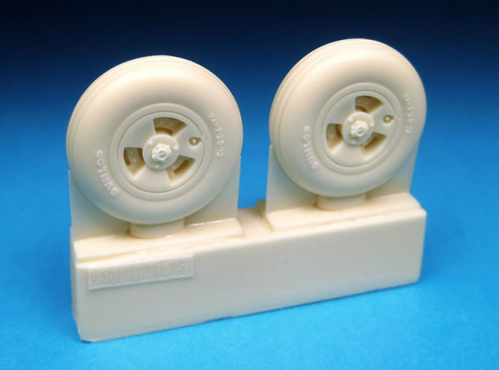 1/32 BarracudaCast Spitfire 3-Slot Wheels-circumferential- BR32104 1/32 BarracudaCast Spitfire 3-Slot Wheels-circumferential- BR32104