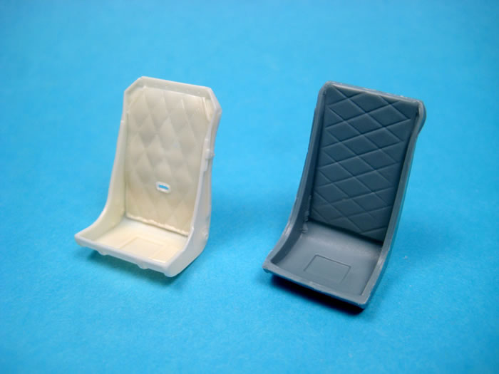 Barracuda Cast 1/32 resin Typhoon and Tempest seat w/Backpad for PCM - BR32142 Barracuda Cast 1/32 resin Typhoon and Tempest seat w/Backpad for PCM - BR32142