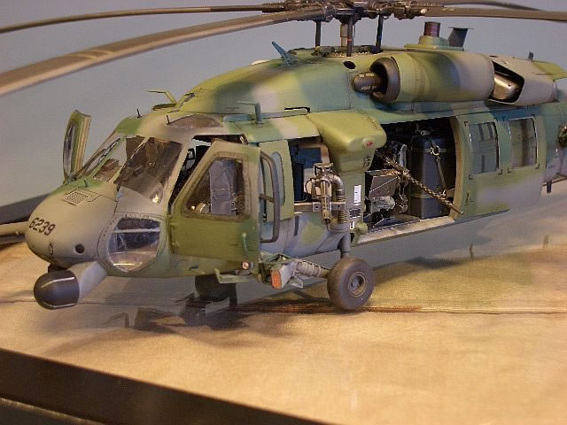 イタレリ/ITALERI 1/48 MH-60G Pave Hawk