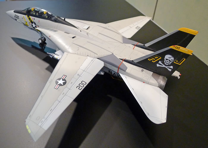 Tamiya 61114 1/48 Scale Model Aircraft Kit U.S Navy Grumman F-14A Tomcat Fighter